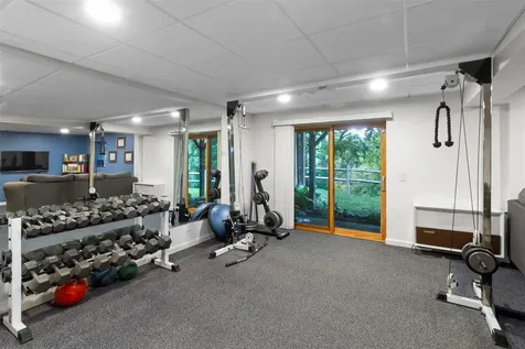 8 Knoll View Ossining NY 10562