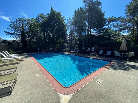 8 Knoll View Ossining NY 10562