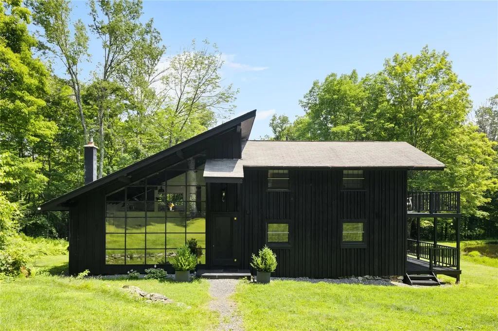 161 Stagecoach Road Hillsdale NY 12529