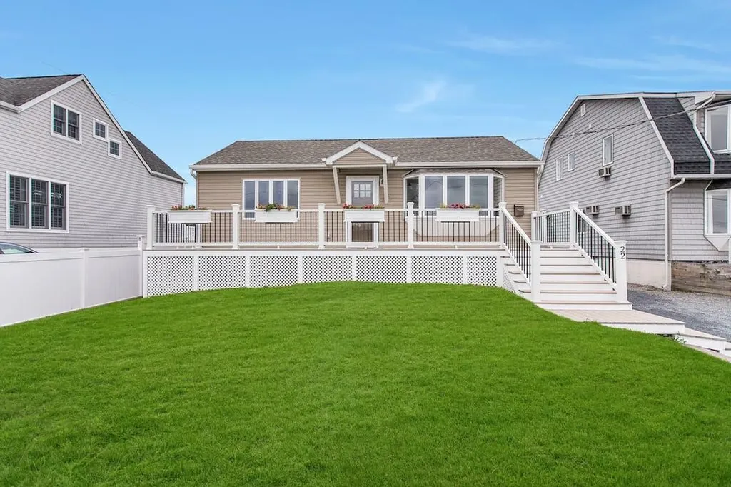 22 Namkee Lane Blue Point NY 11715