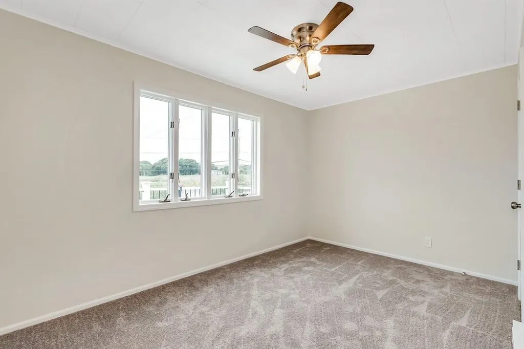 22 Namkee Lane Blue Point NY 11715