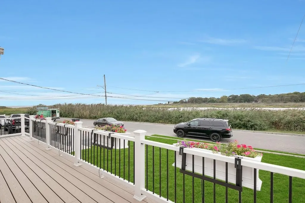 22 Namkee Lane Blue Point NY 11715