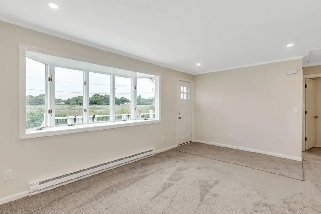 22 Namkee Lane Blue Point NY 11715