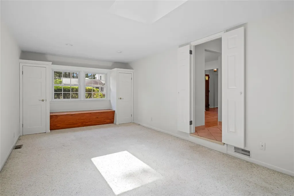 348 E Central Avenue Pearl River NY 10965