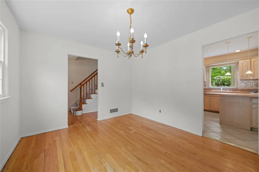 348 E Central Avenue Pearl River NY 10965