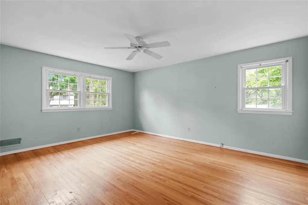 348 E Central Avenue Pearl River NY 10965