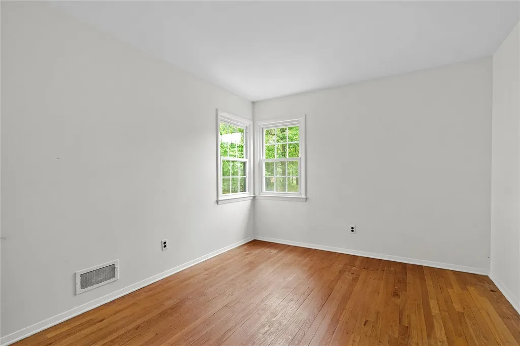 348 E Central Avenue Pearl River NY 10965