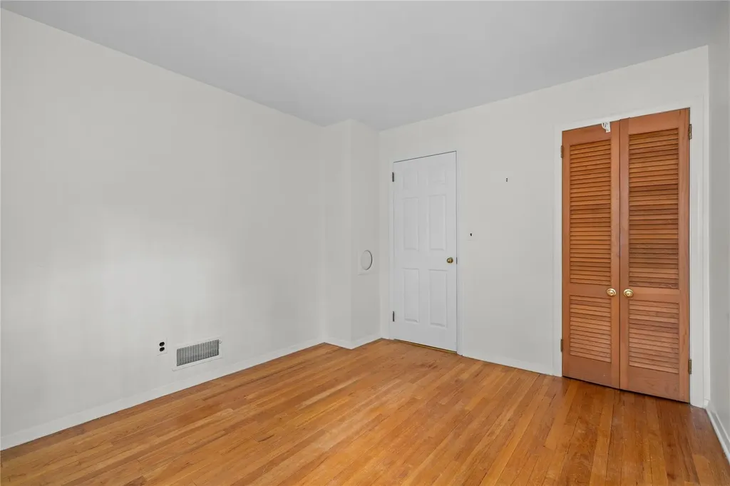 348 E Central Avenue Pearl River NY 10965