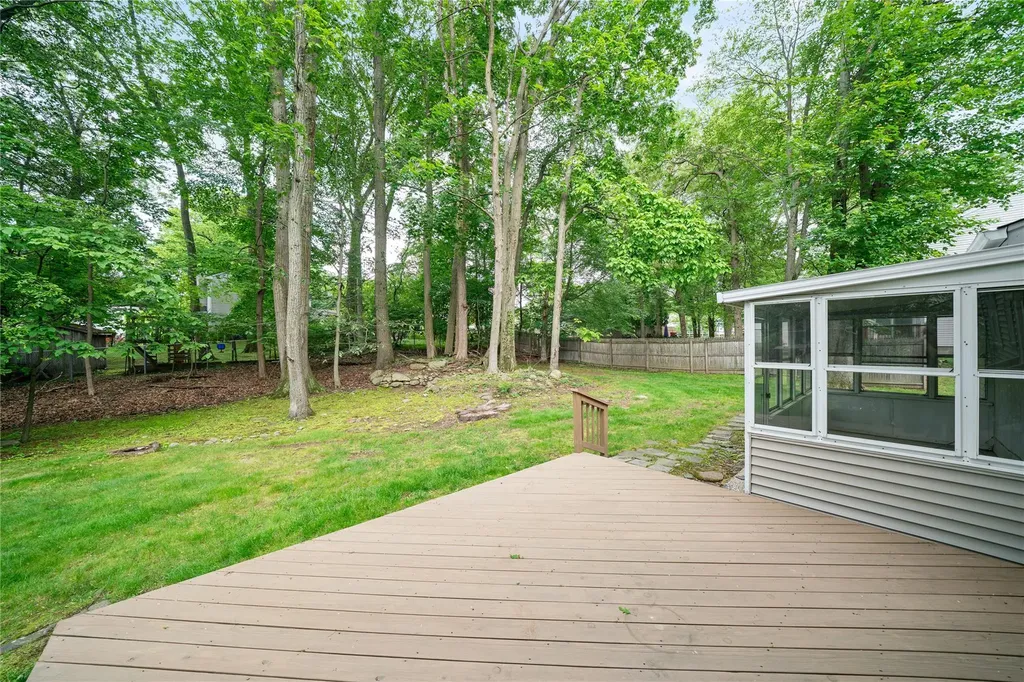 348 E Central Avenue Pearl River NY 10965