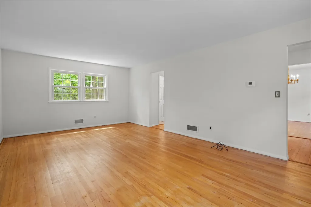 348 E Central Avenue Pearl River NY 10965
