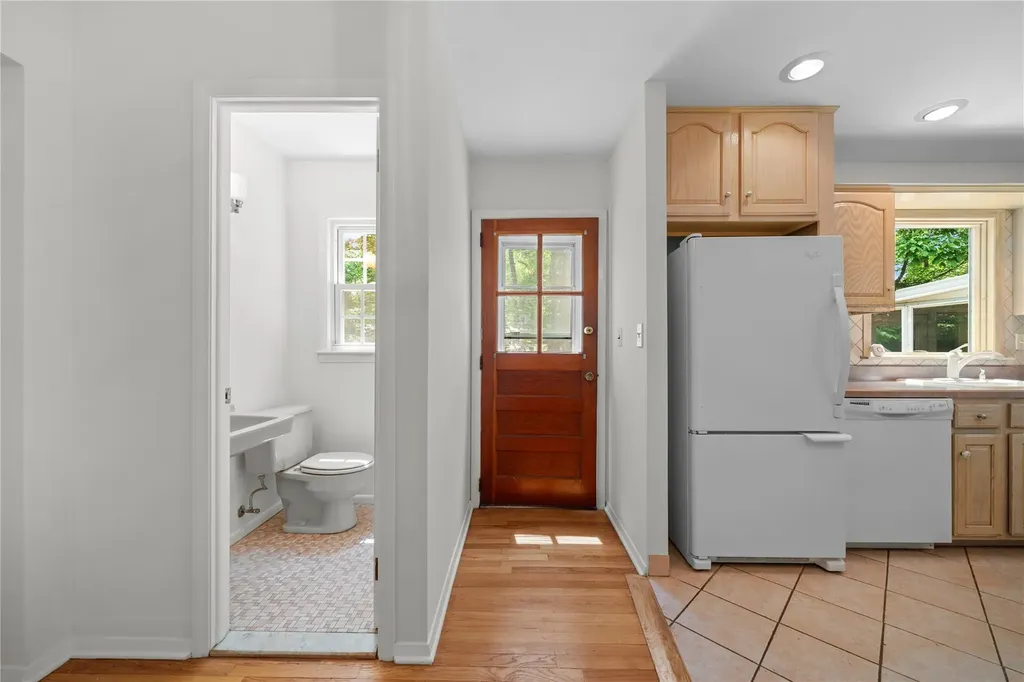 348 E Central Avenue Pearl River NY 10965