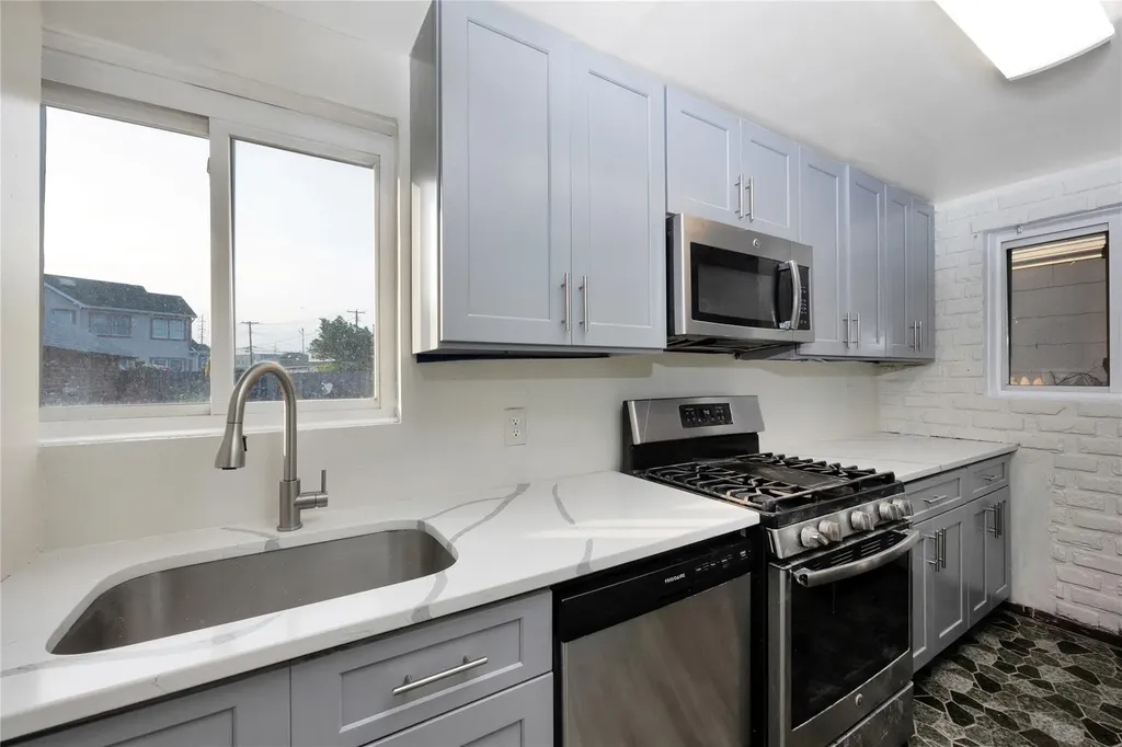 82 Heitz Place Hicksville NY 11801