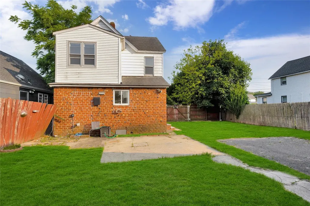 82 Heitz Place Hicksville NY 11801