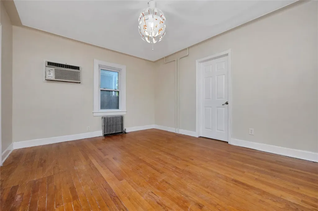 82 Heitz Place Hicksville NY 11801