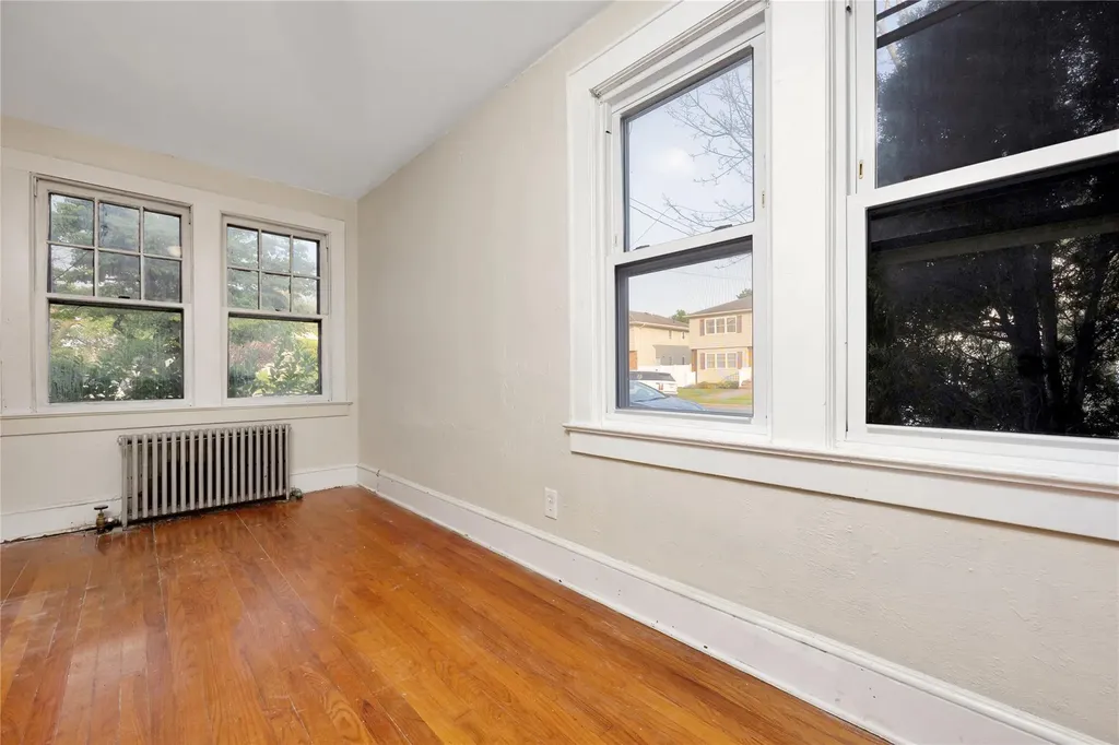 82 Heitz Place Hicksville NY 11801