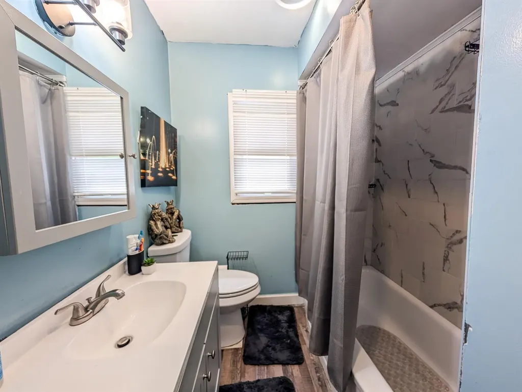 61 Manor Drive Shirley NY 11967