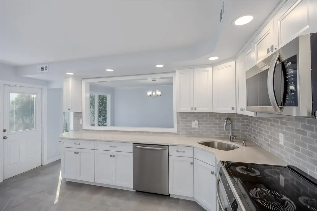 3116 Monterey Drive Merrick NY 11566