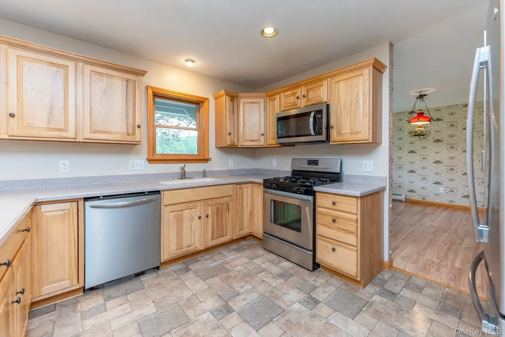 18 Jomar Lane Olivebridge NY 12461