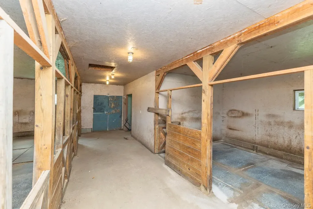 18 Jomar Lane Olivebridge NY 12461