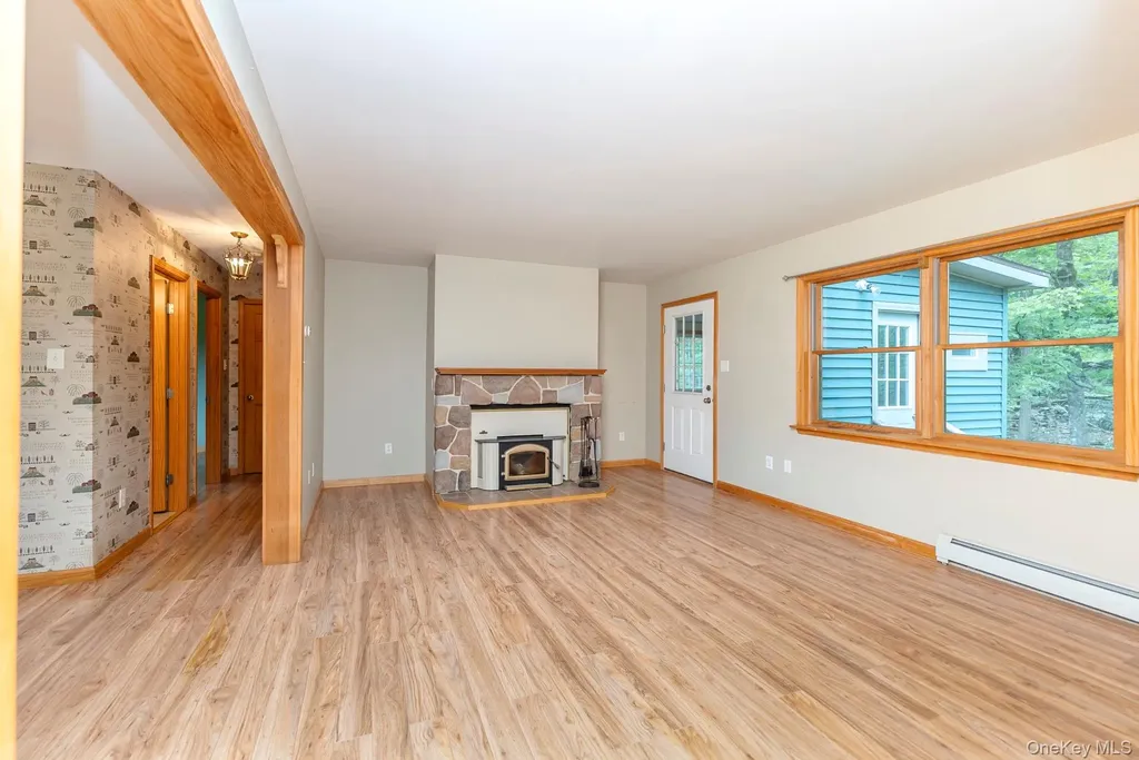 18 Jomar Lane Olivebridge NY 12461
