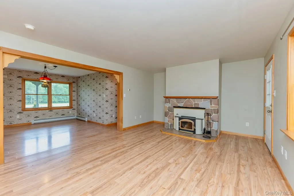 18 Jomar Lane Olivebridge NY 12461