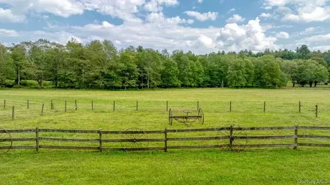 18 Jomar Lane Olivebridge NY 12461