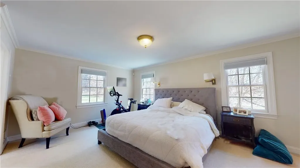 2 Rock Hill Scarsdale NY 10583