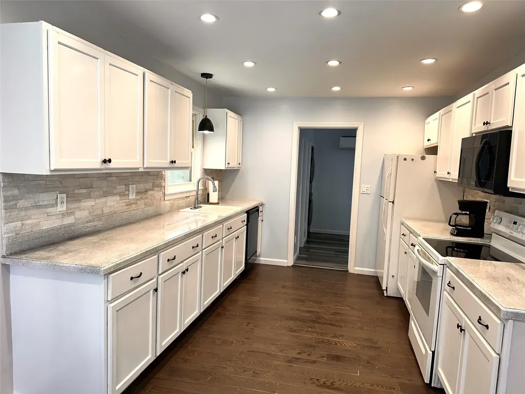 3206 Sharon Turnpike Millbrook NY 12545