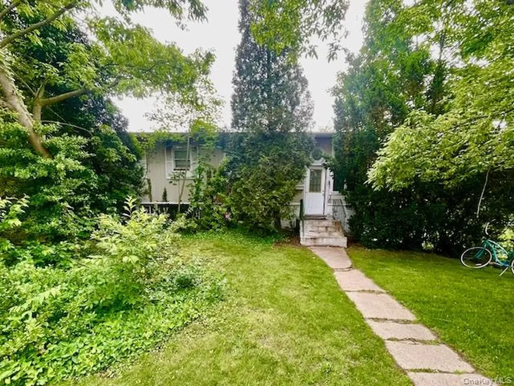 230 Park Avenue Freeport NY 11520