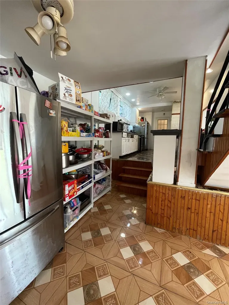 230 Park Avenue Freeport NY 11520