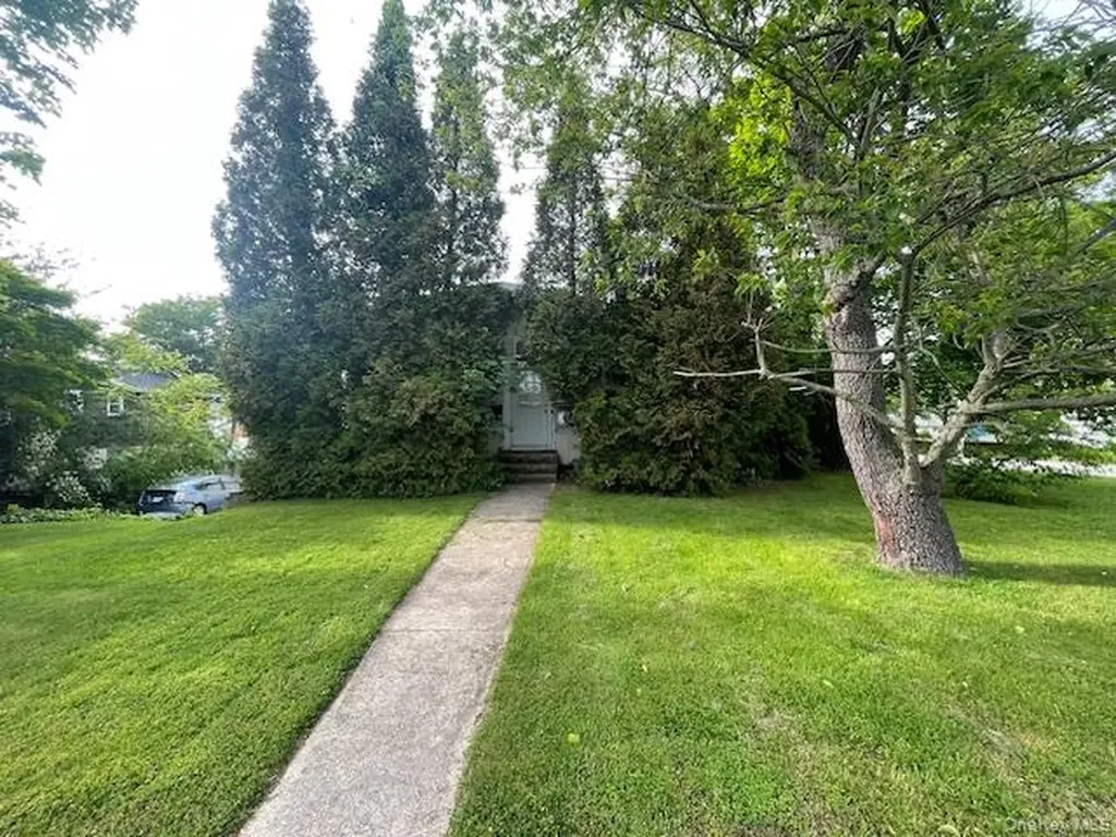 230 Park Avenue Freeport NY 11520