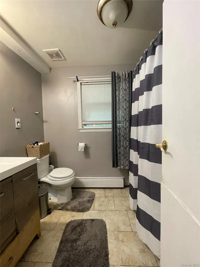 230 Park Avenue Freeport NY 11520