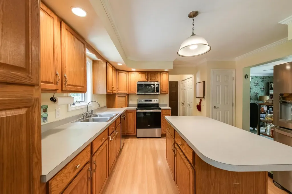 36 Valkill Drive Poughkeepsie NY 12601