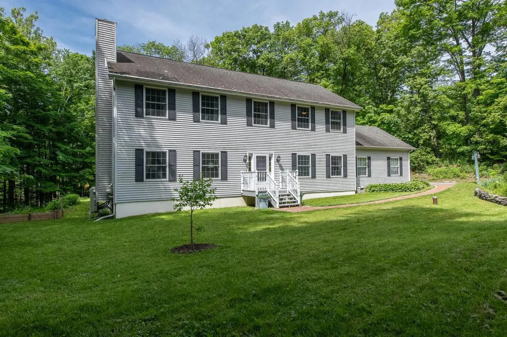 36 Valkill Drive Poughkeepsie NY 12601