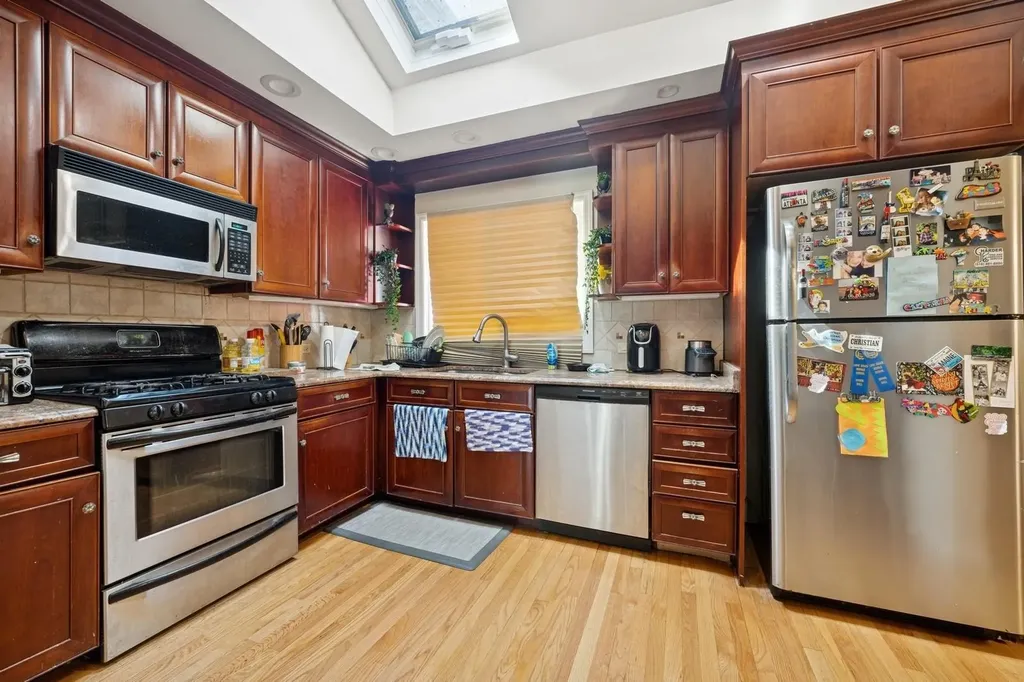 345 E Park Avenue Long Beach NY 11561