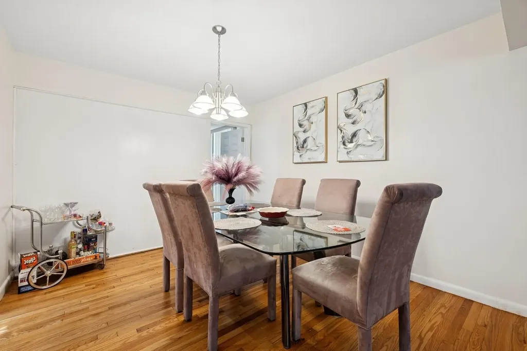 345 E Park Avenue Long Beach NY 11561