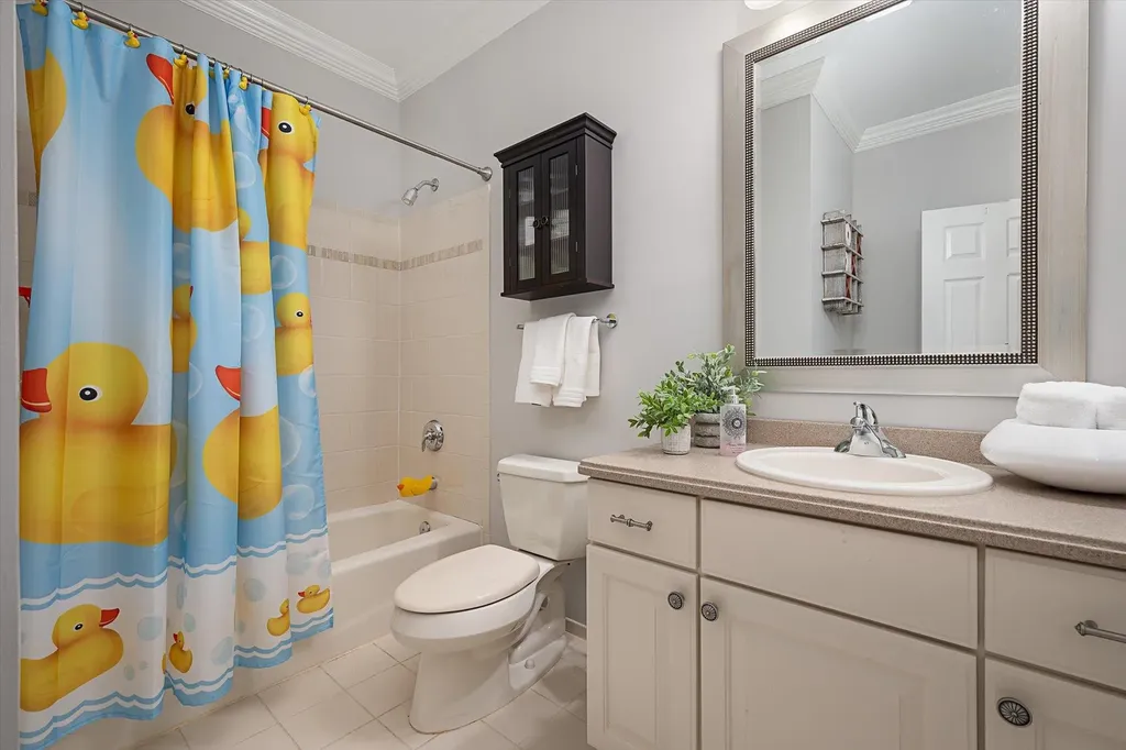 7 Lorien Place Melville NY 11747