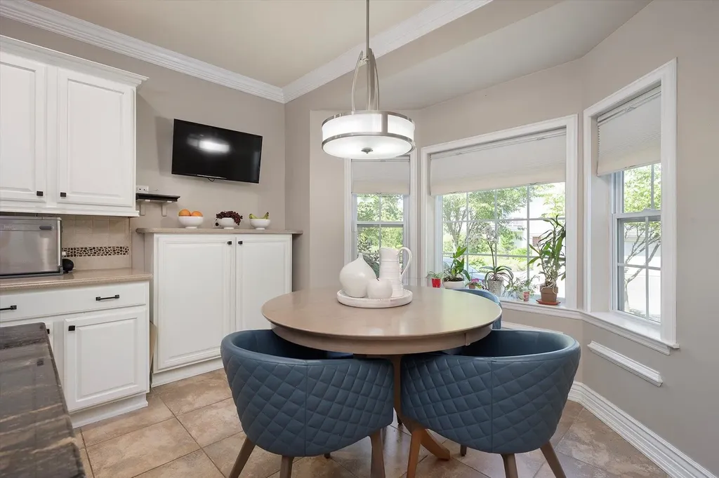 7 Lorien Place Melville NY 11747