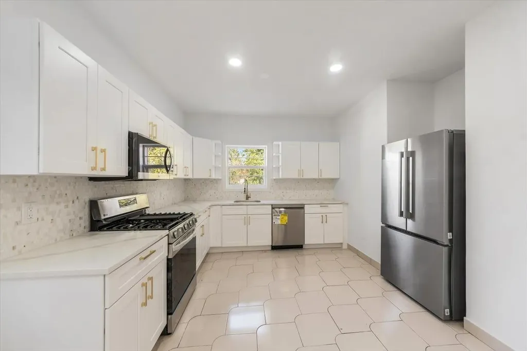10 Mohawk Road Yonkers NY 10710