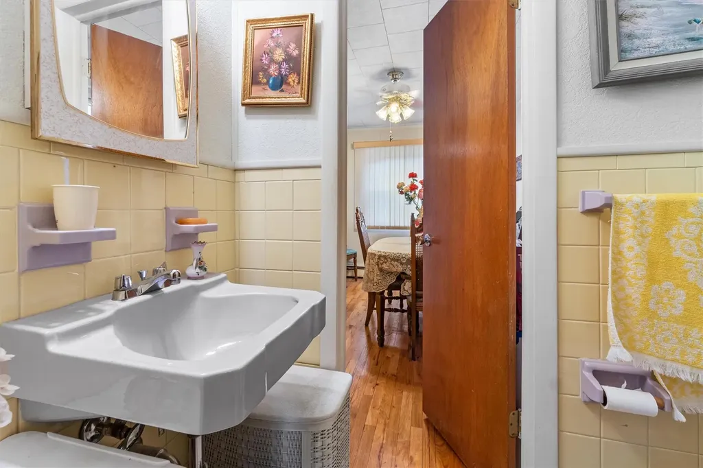 928 Pierce Avenue Bronx NY 10462