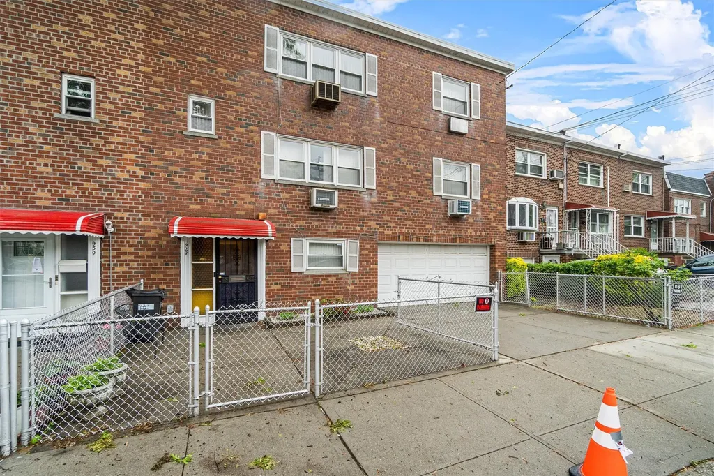 928 Pierce Avenue Bronx NY 10462