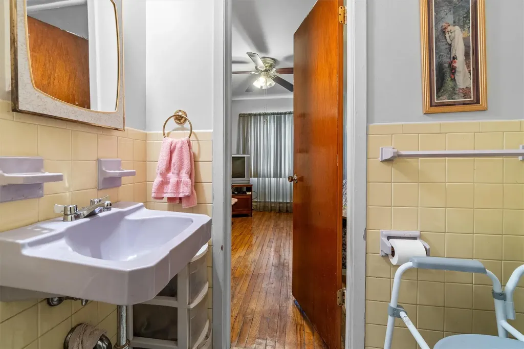 928 Pierce Avenue Bronx NY 10462