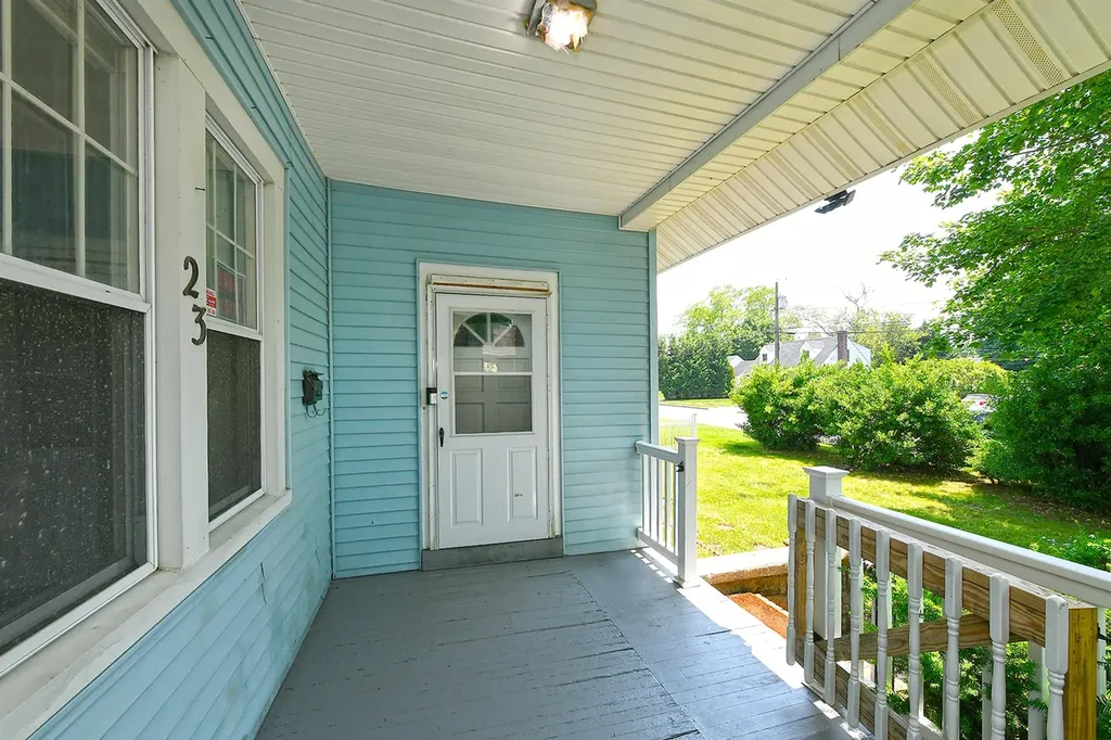23 Maple Drive Amityville NY 11701