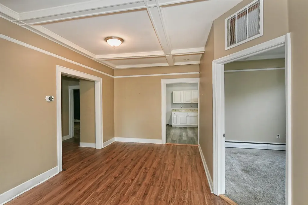 23 Maple Drive Amityville NY 11701