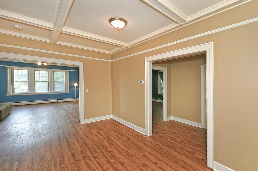 23 Maple Drive Amityville NY 11701