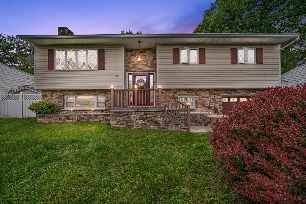 23 Waldron Drive Stony Point NY 10980