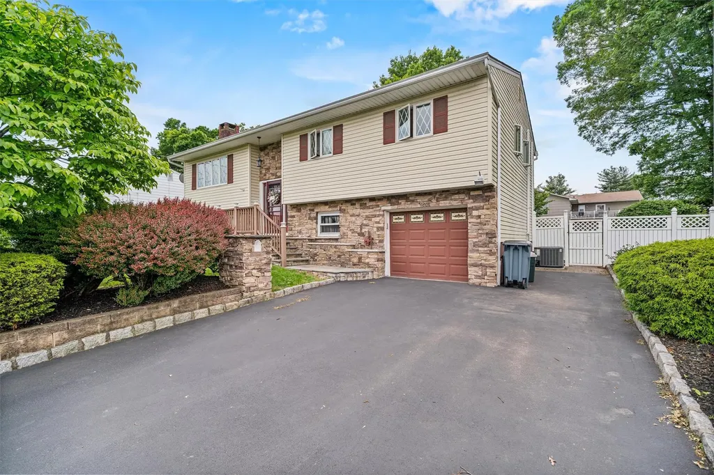 23 Waldron Drive Stony Point NY 10980