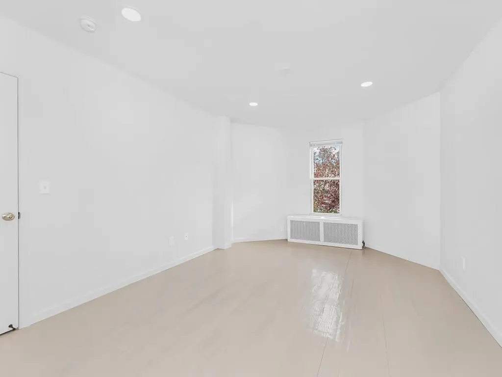 7 Sproat Street Middletown NY 10940