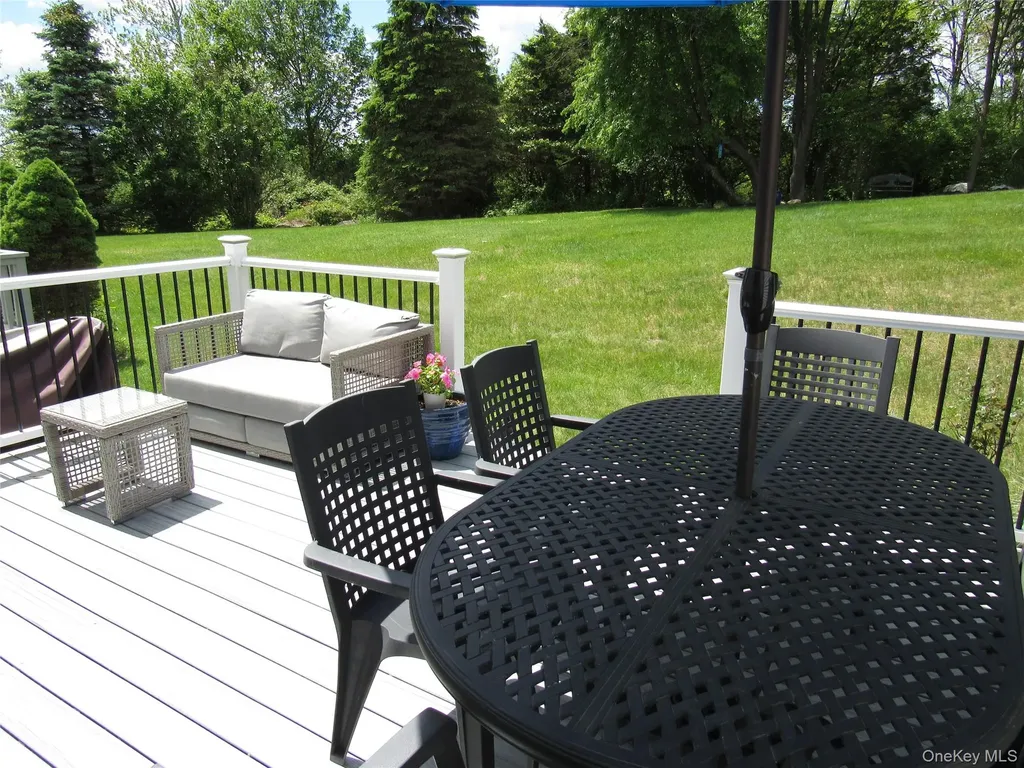 44 Vanderburgh Road Poughquag NY 12570