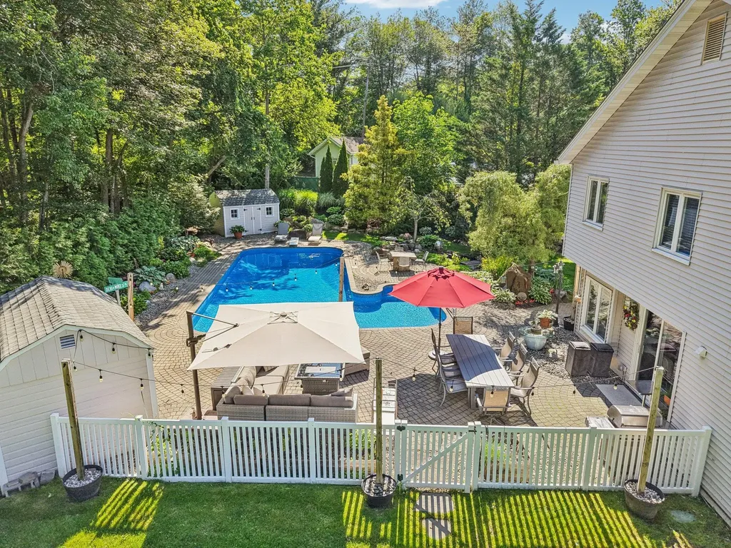 36 Bridge Road Nanuet NY 10954